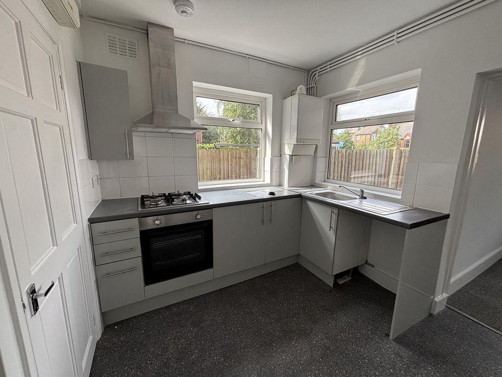 Property photo 1 of 5 Kitchen