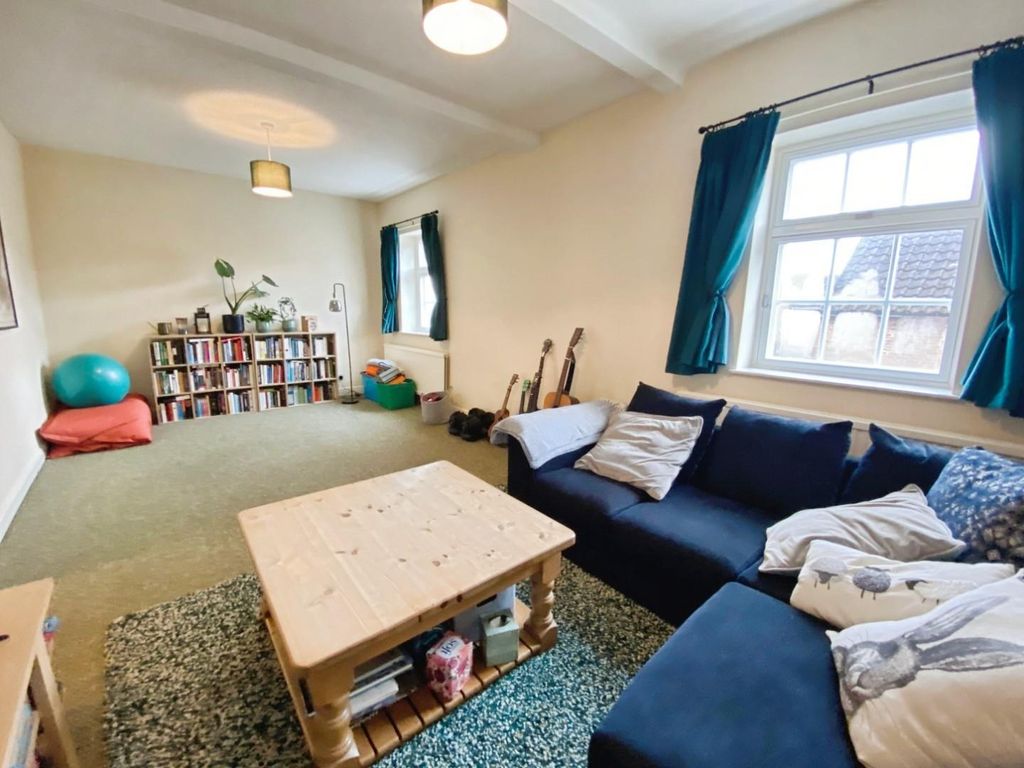 Property photo 3 of 17 9c4072ce-Image00058.Jpeg