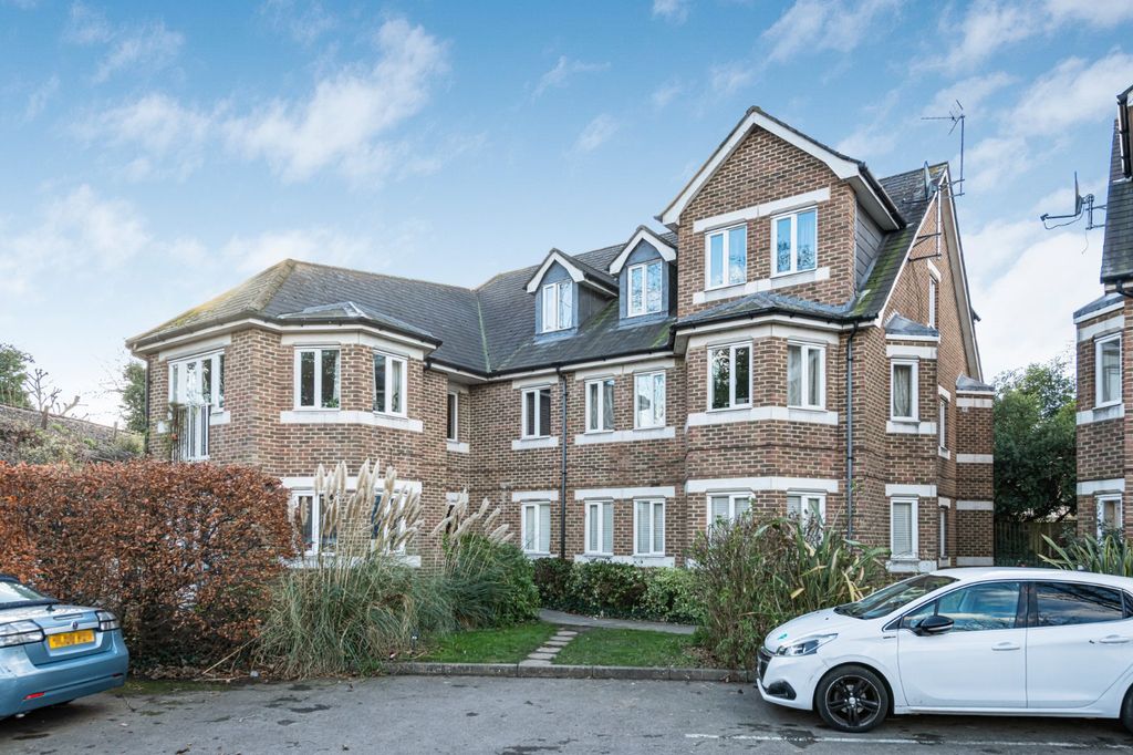 Property photo 2 of 14 Exterior