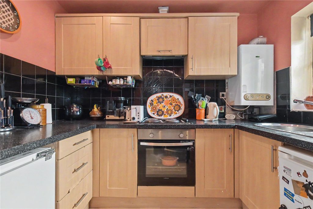 Property photo 3 of 10 Picture No. 17