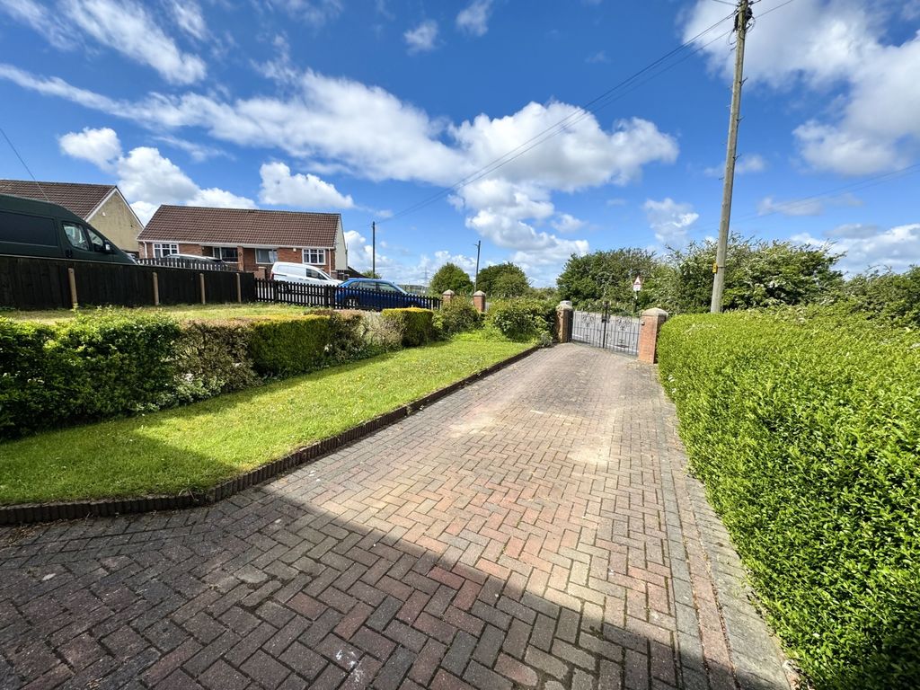 Property photo 3 of 17 Img_3609