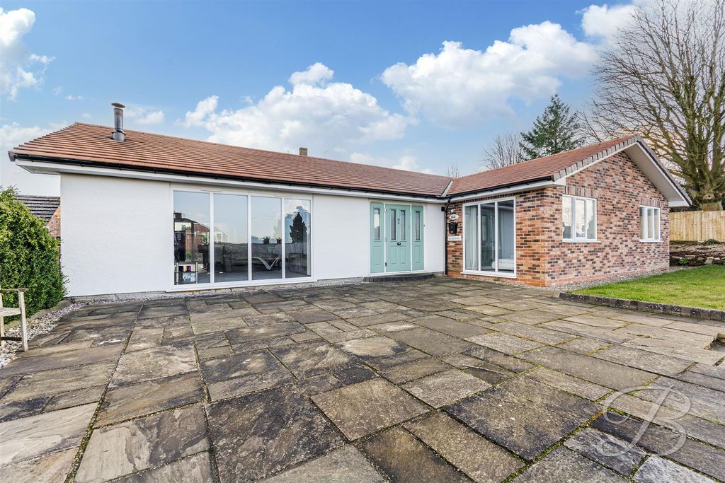 Property photo 1 of 74 Outside