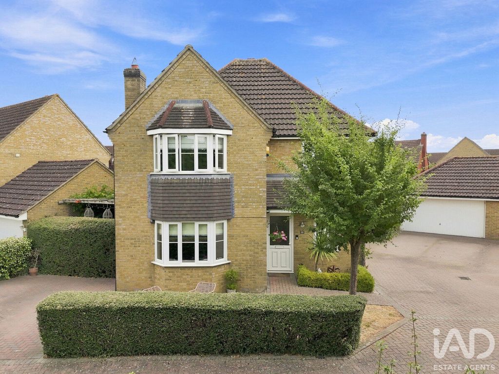 Property photo 1 of 27