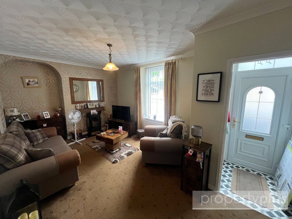 Property photo 1 of 18 Picture No. 17