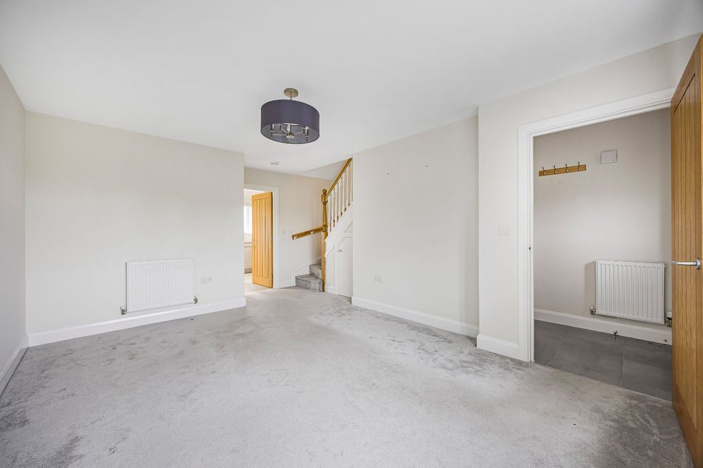 Property photo 3 of 14 Picture No. 12