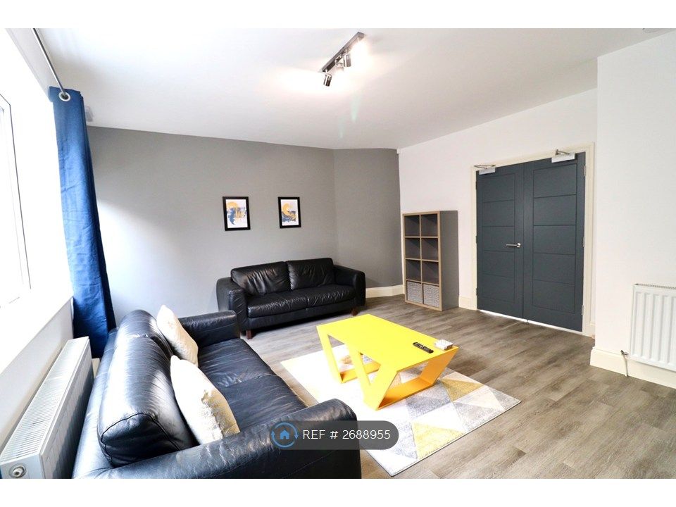 Property photo 1 of 28