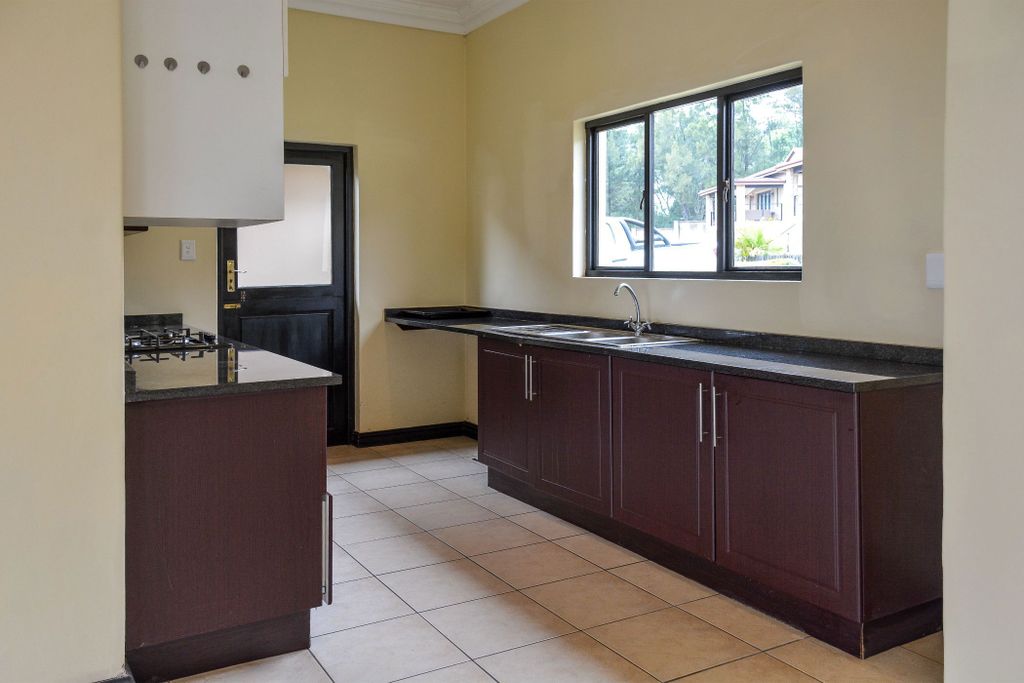 Property photo 2 of 23 1Pm1728980