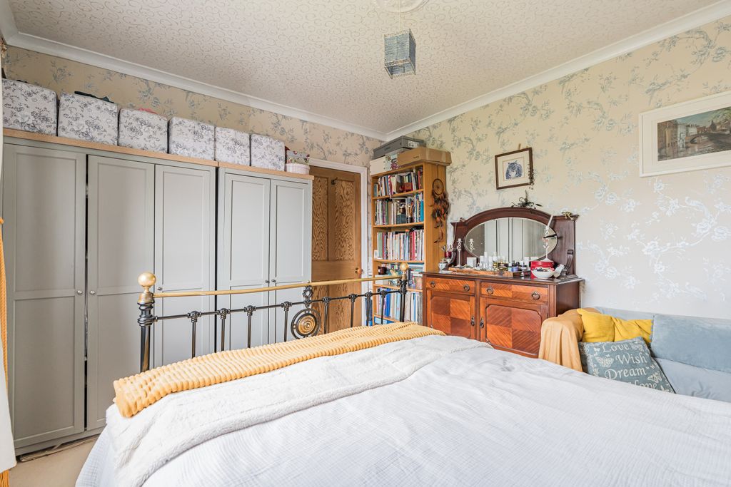 Additional image 15 of 4 bed flat for sale184 West Main Street, Broxburn EH52