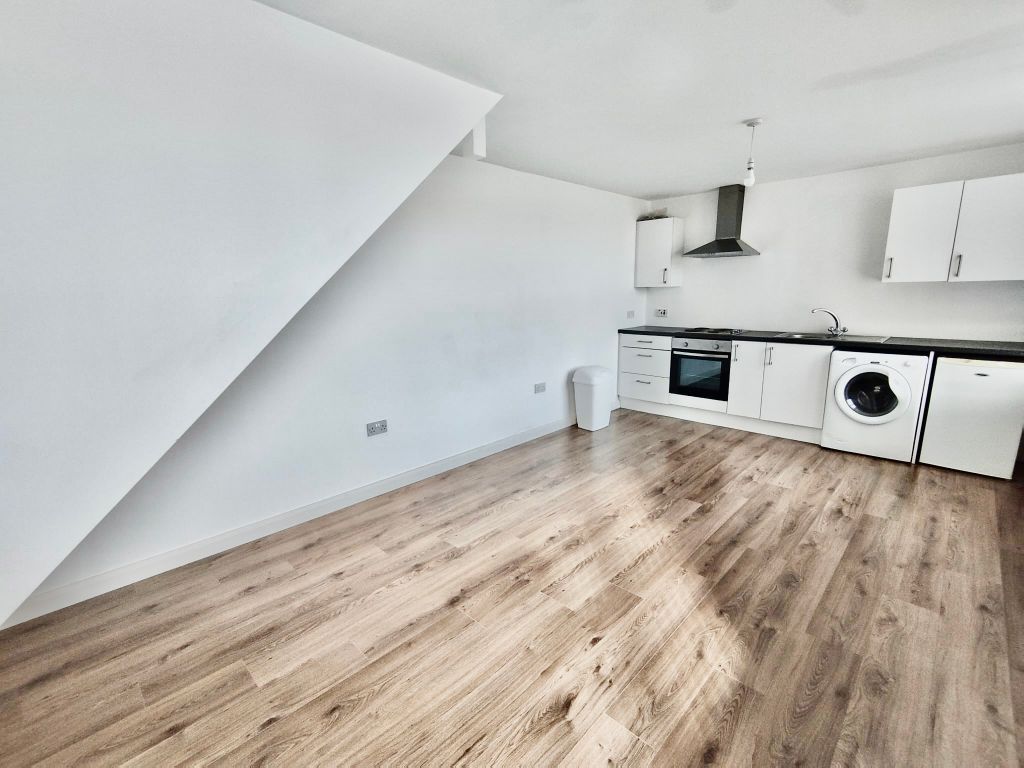 Property photo 2 of 10 Photo 02