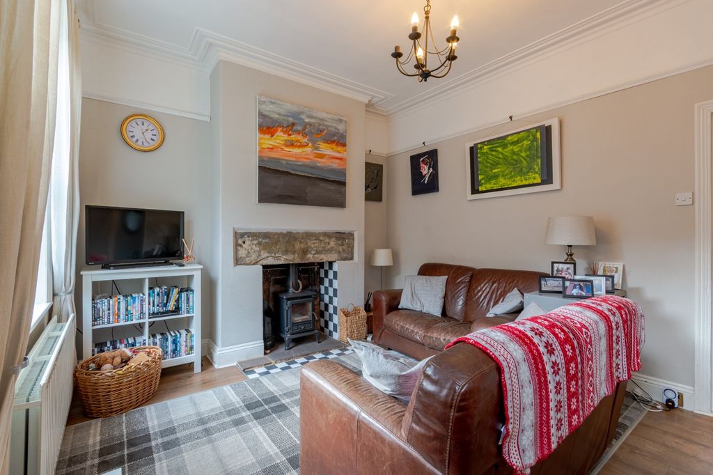 Property photo 2 of 18 Picture No. 06