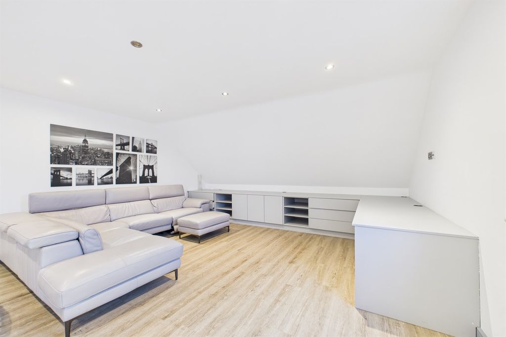 Property photo 3 of 10 Other