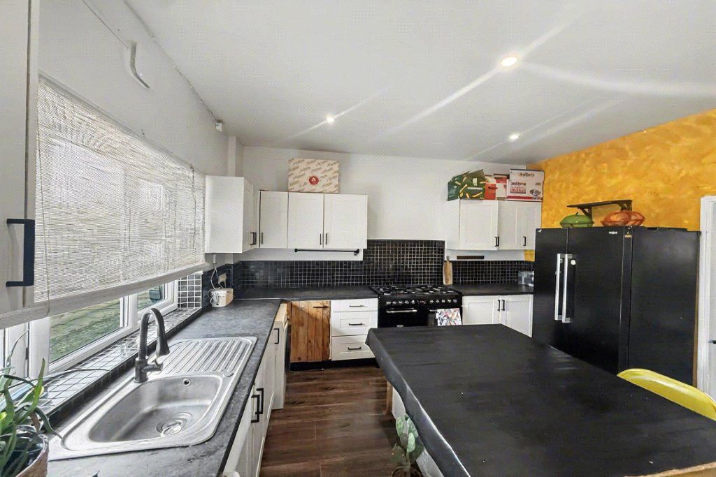 Property photo 2 of 7 Picture No. 02