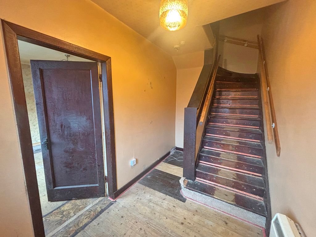 Property photo 3 of 21