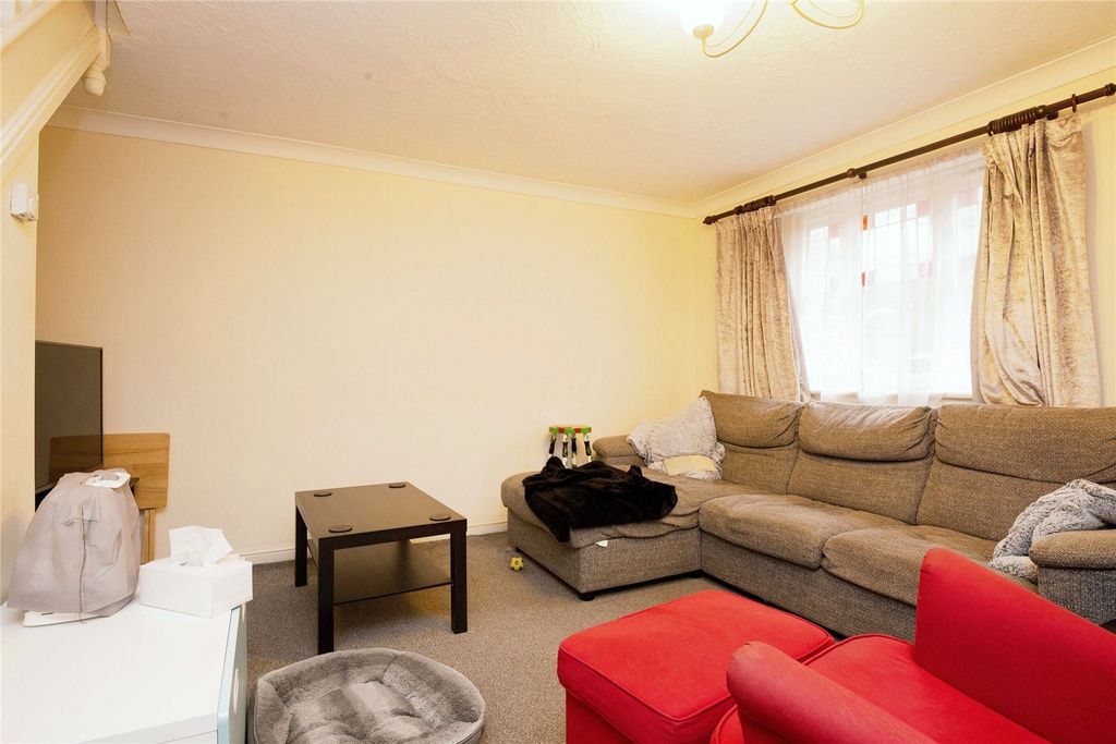 Property photo 2 of 10 Picture No. 04