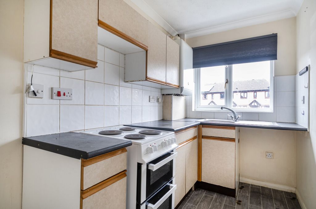 Property photo 2 of 9 1395248-8-6968Ec6...