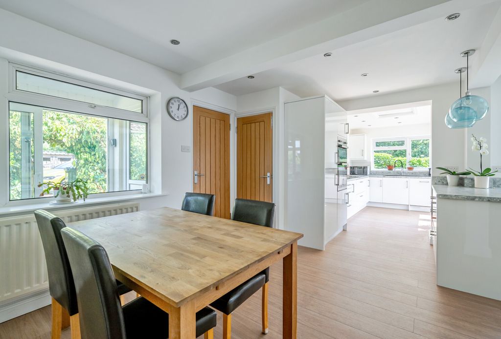 Property photo 2 of 25 1492332-16-6A50d3...