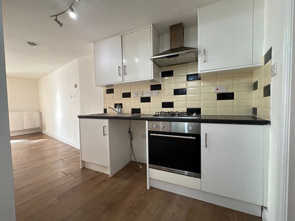 Property photo 3 of 6 Img_0495