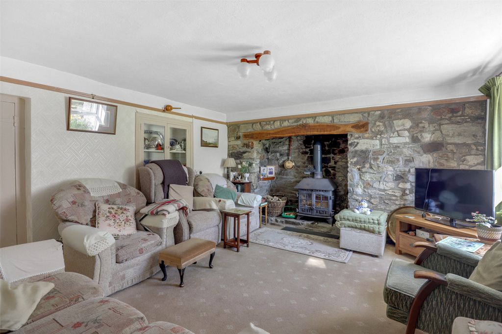 Property photo 3 of 16 Picture No. 15
