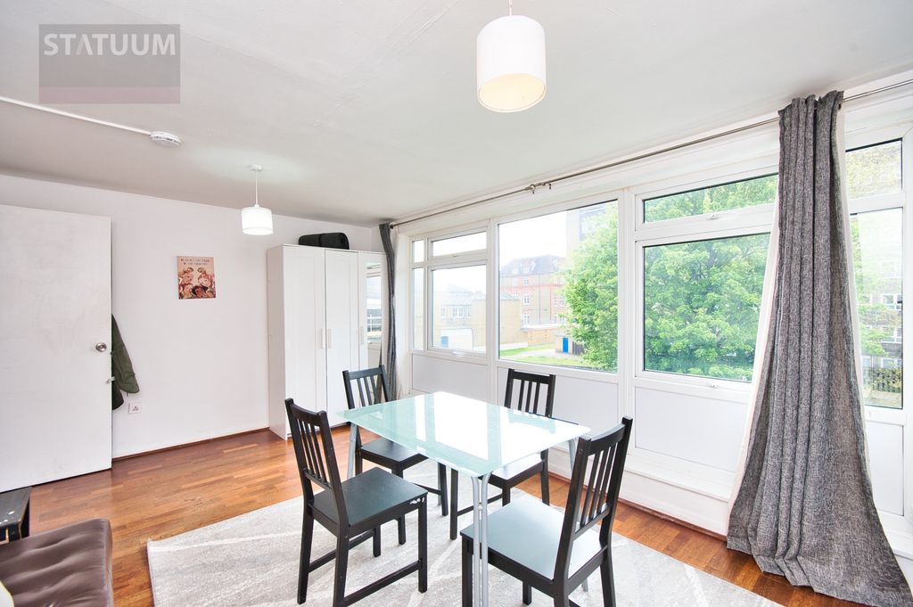 Property photo 3 of 11