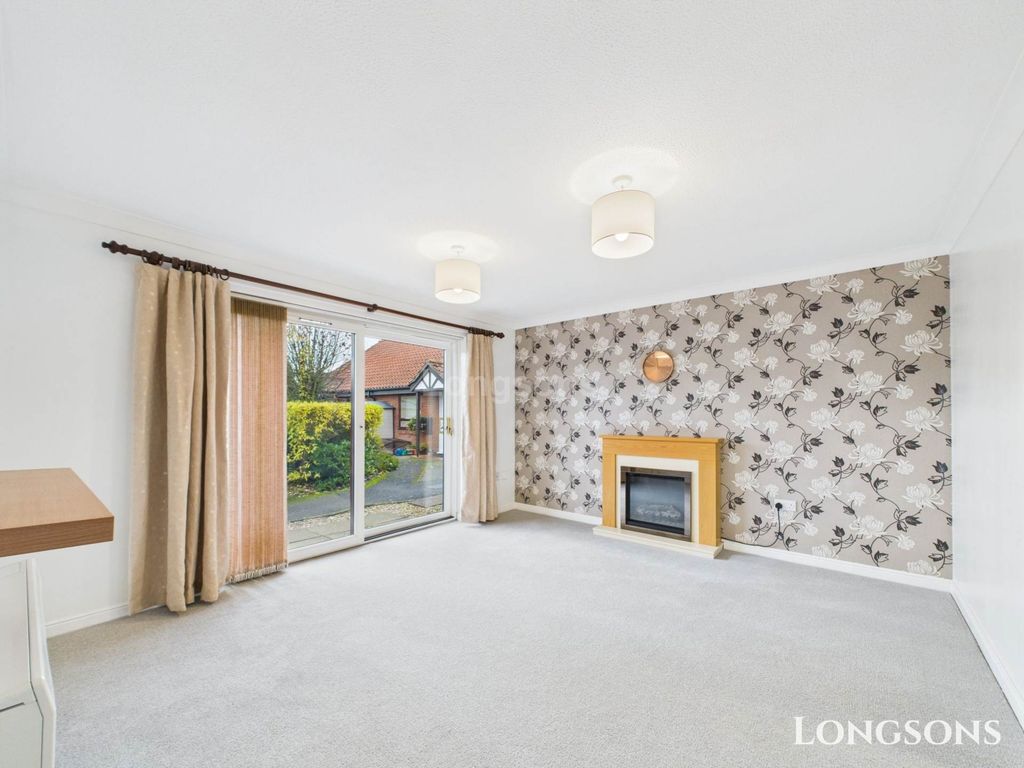 Property photo 3 of 7