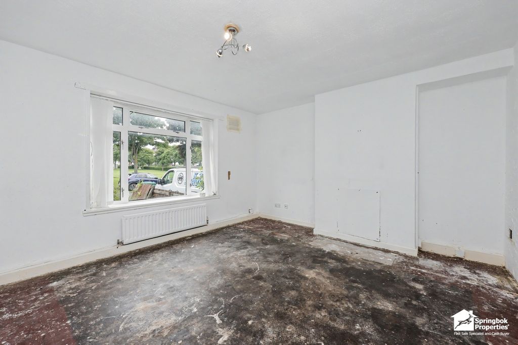 Property photo 3 of 19 Image 2