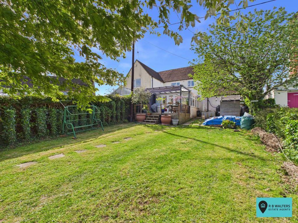 Property photo 3 of 21 Garden