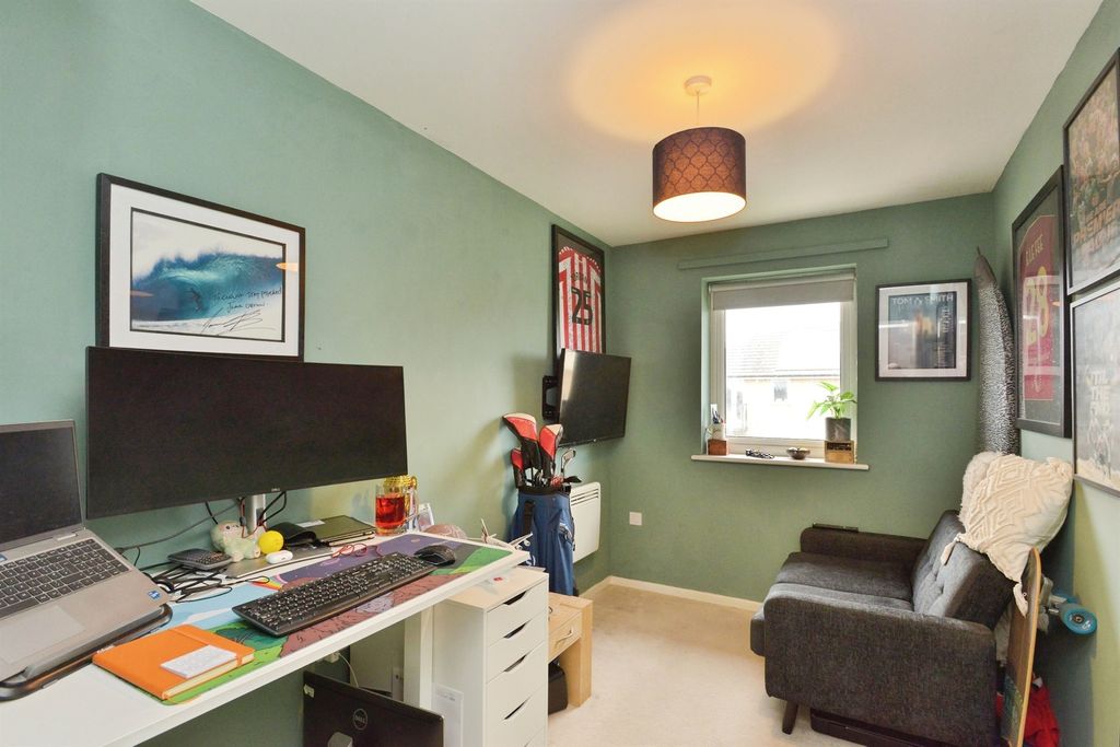 Property photo 3 of 10