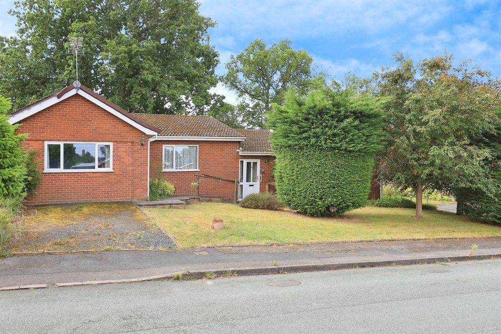 Property photo 1 of 17
