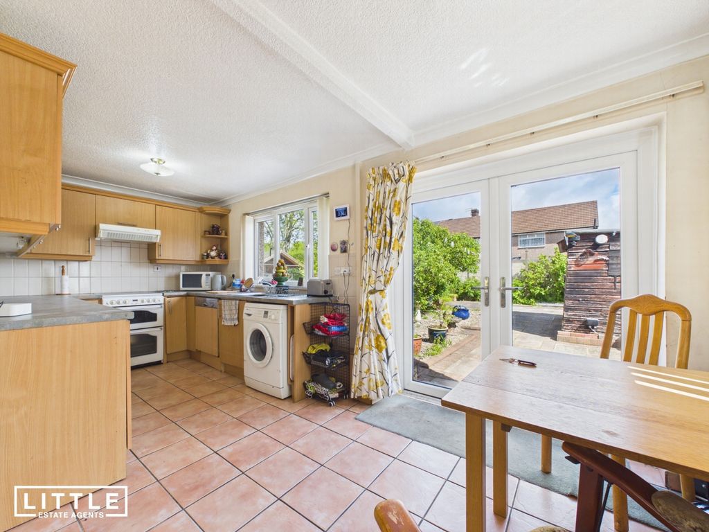 Property photo 3 of 17 Photo 14