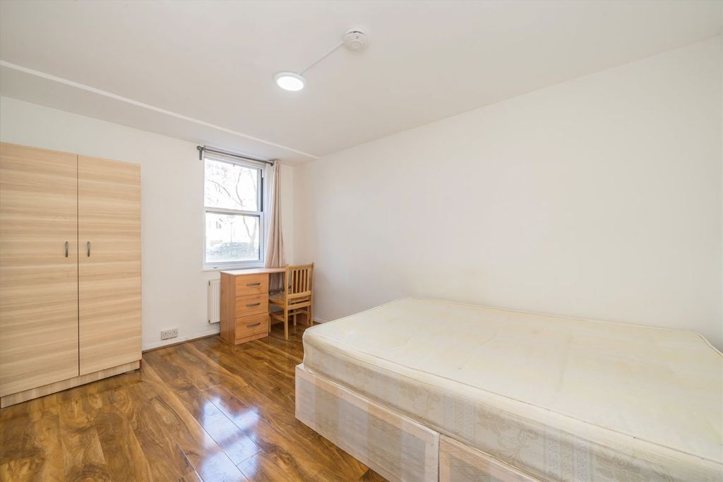 Property photo 3 of 7