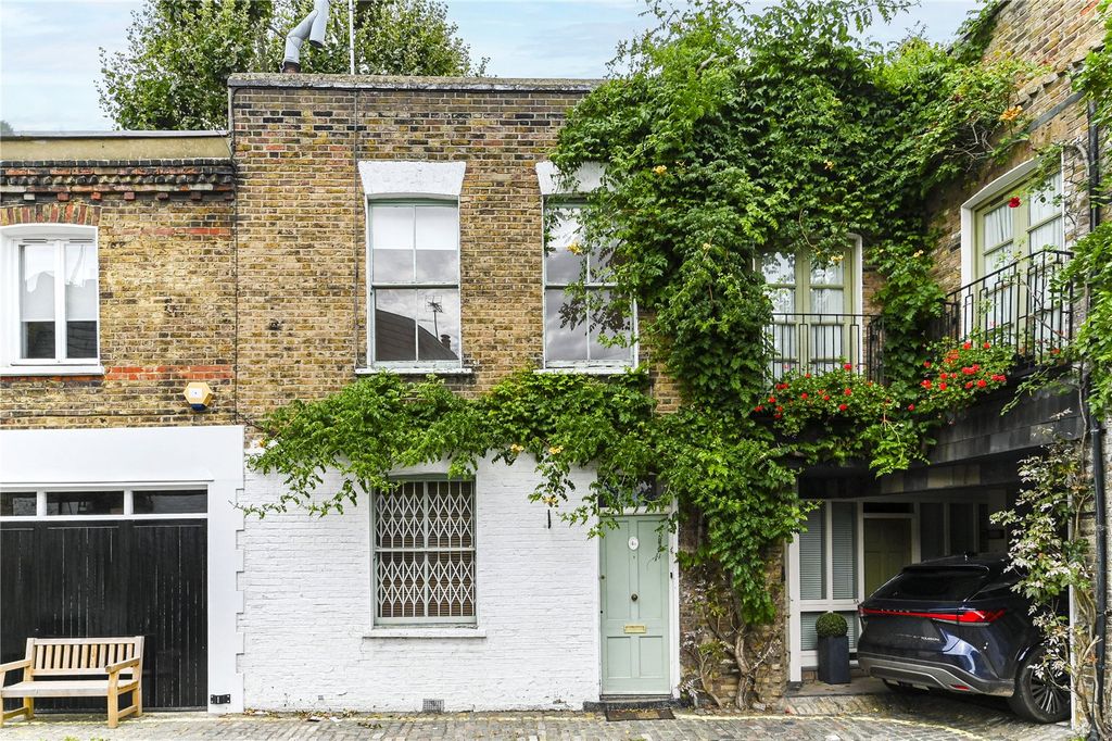 Property photo 1 of 14 External