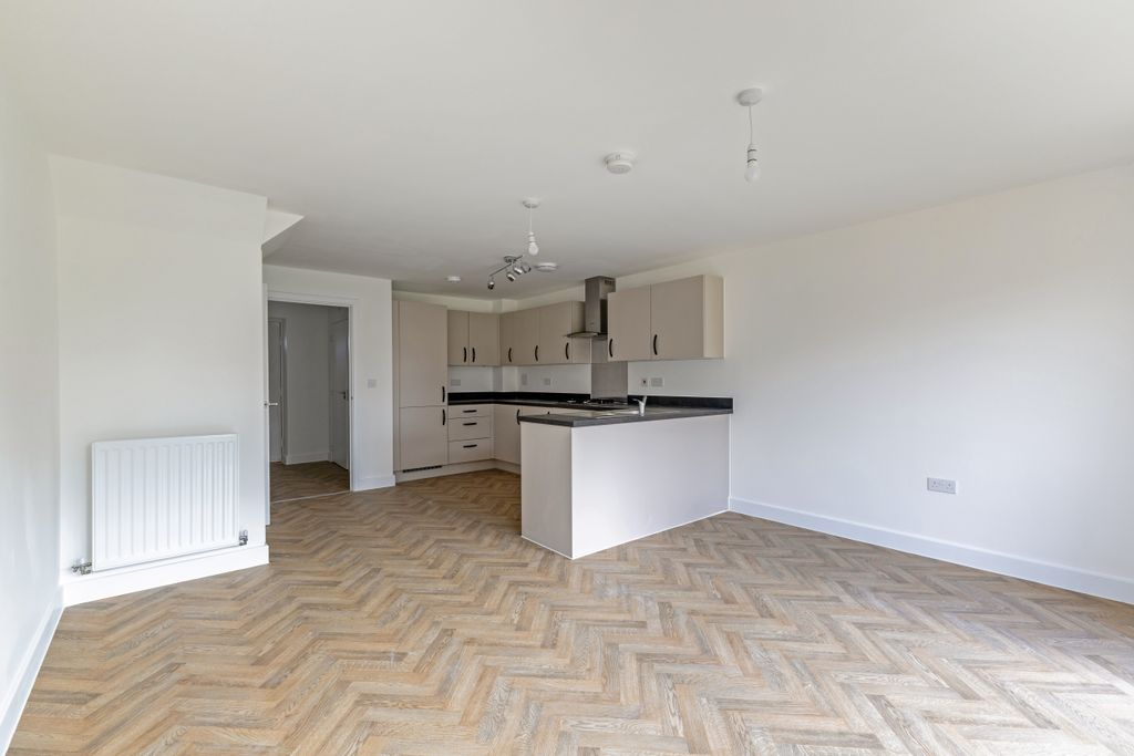 Property photo 3 of 13 Photo