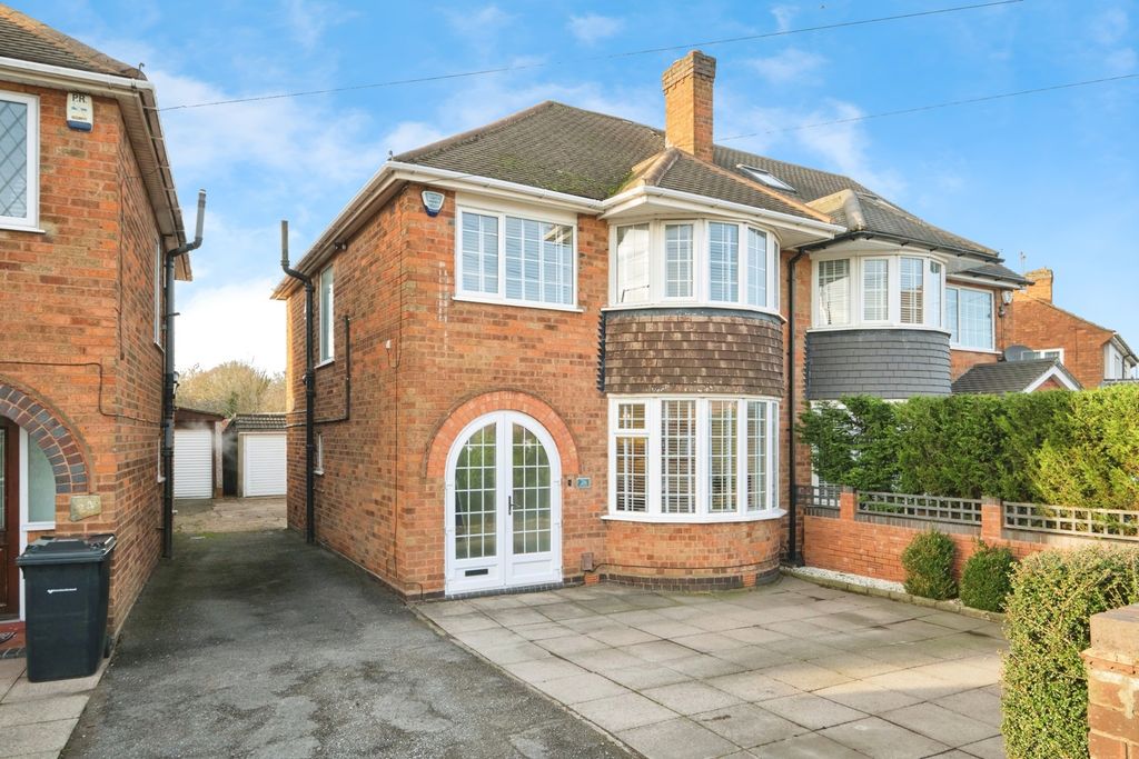 Property photo 1 of 25 Pbox-Img.Jpg