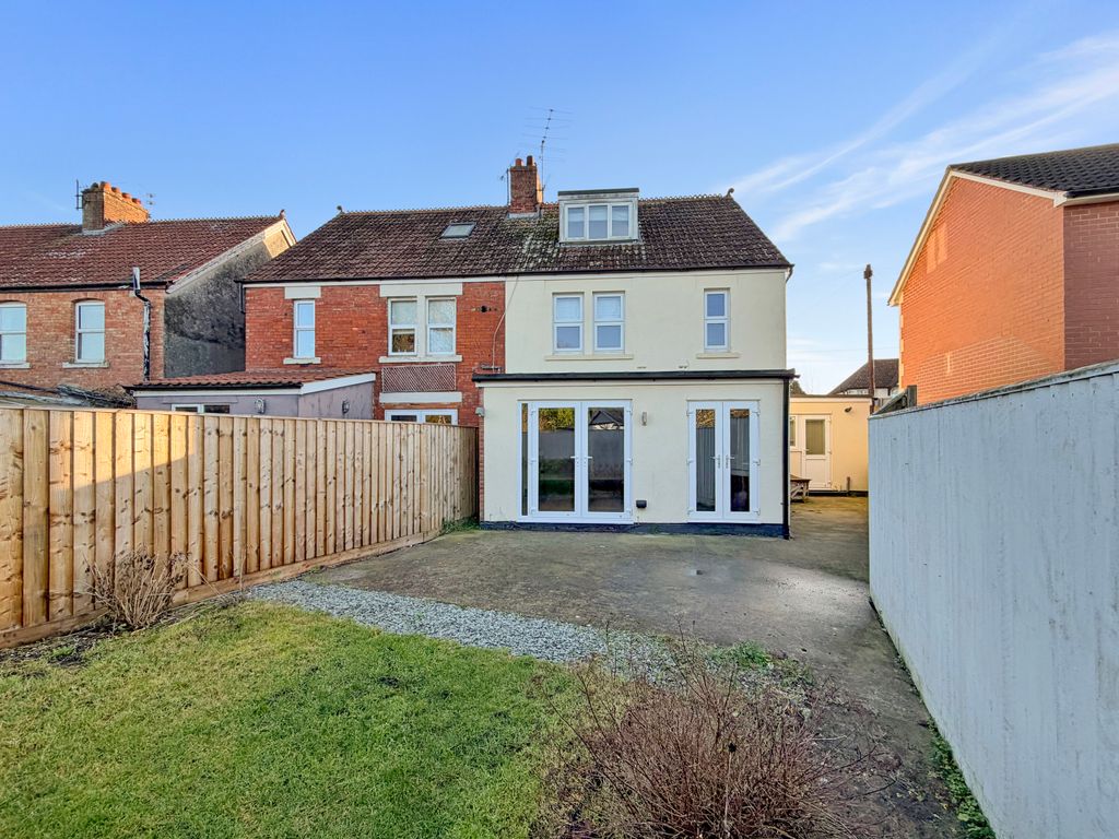 Property photo 2 of 19 Rear Garden