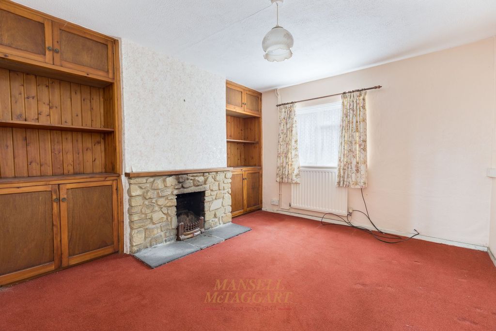 Property photo 3 of 21