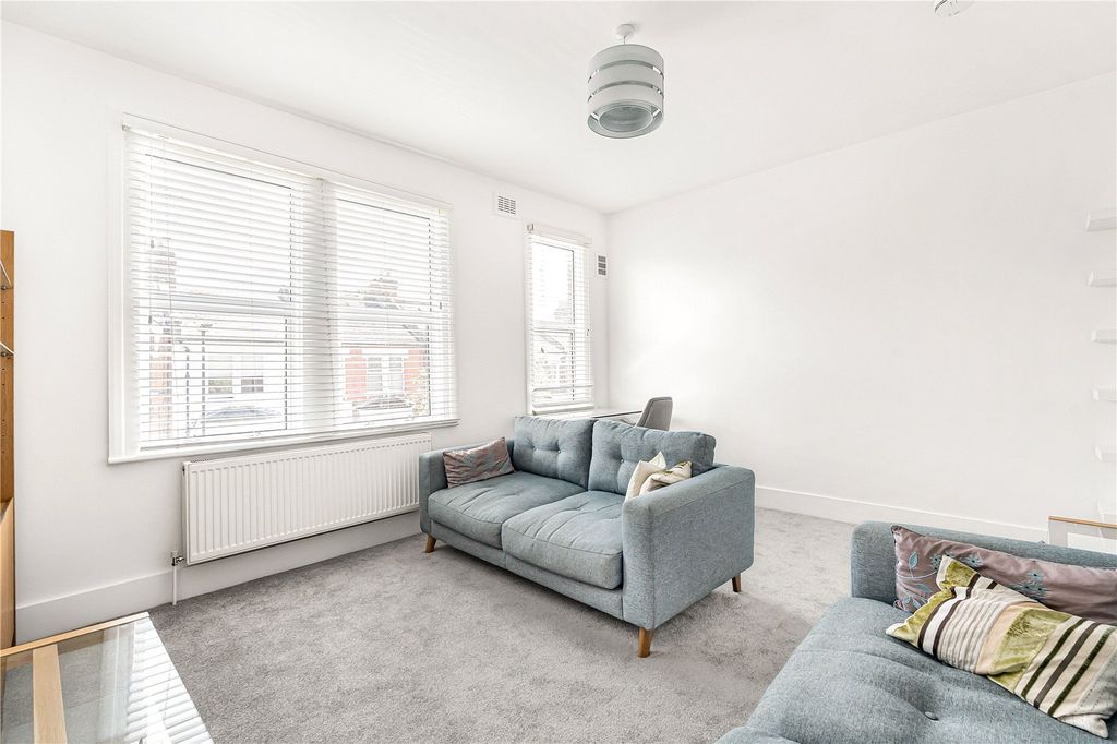 Property photo 3 of 10 Reception Room