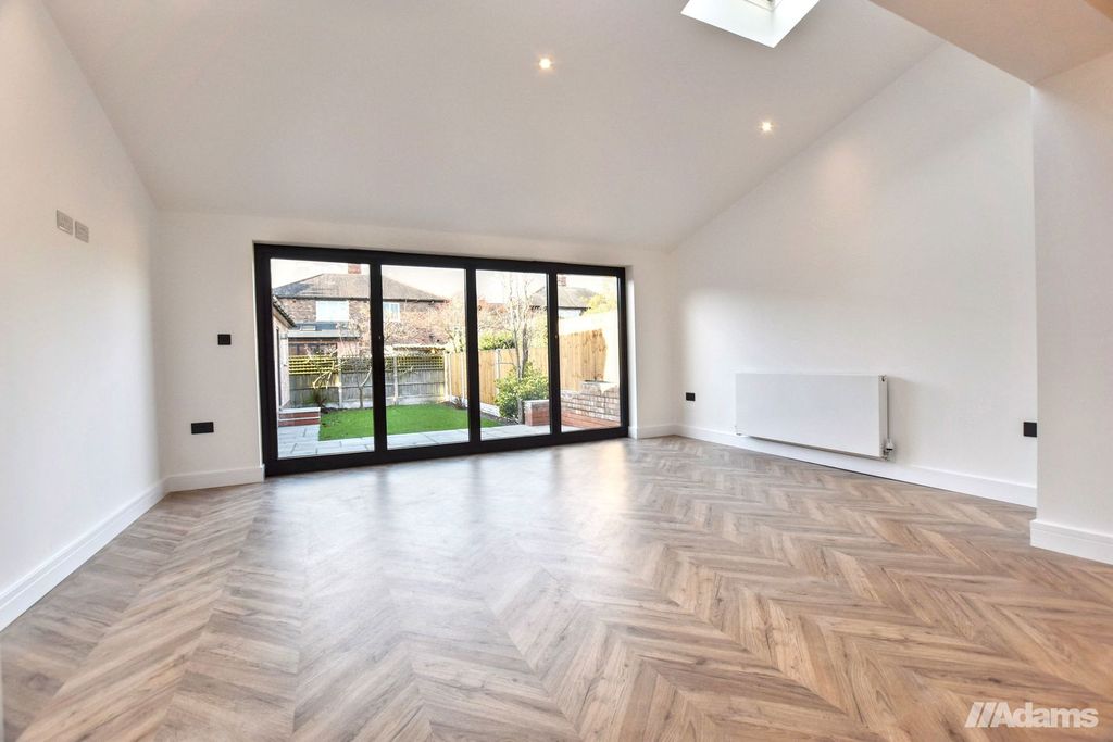 Property photo 2 of 24