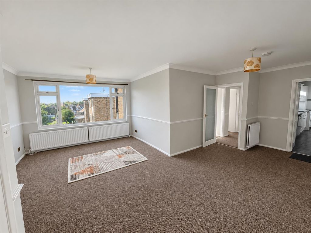 Property photo 1 of 8 Living Room 2.Png