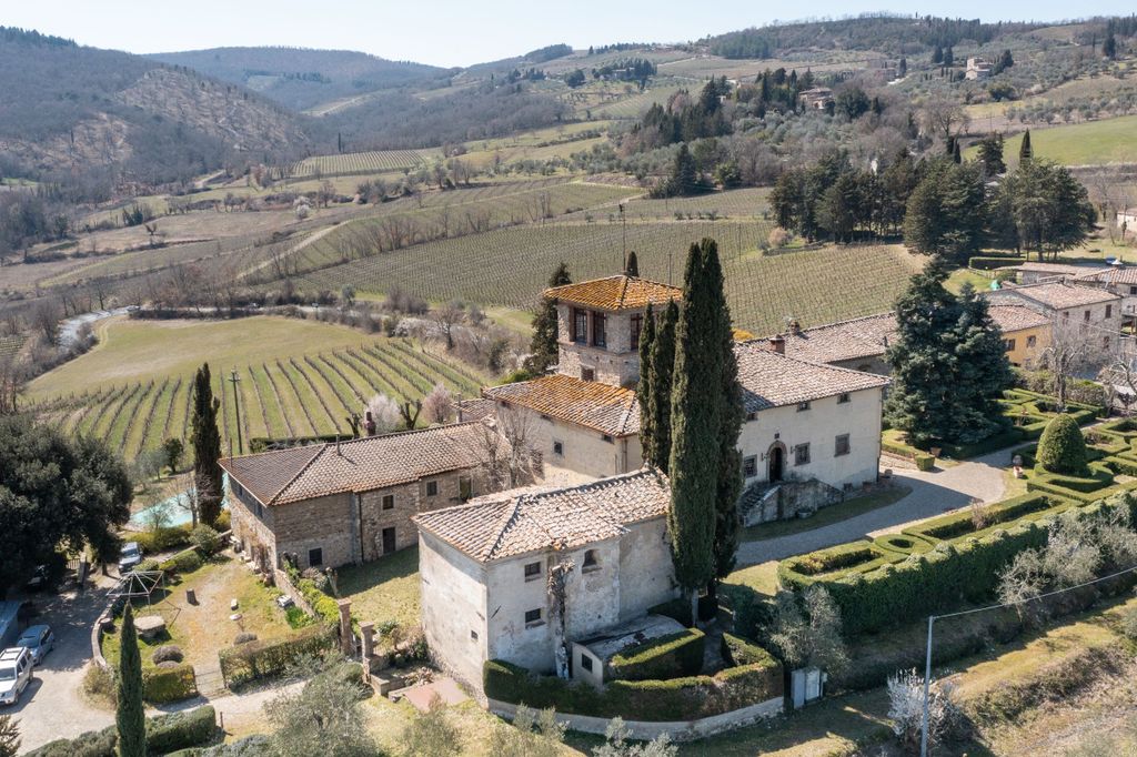 Property photo 1 of 26