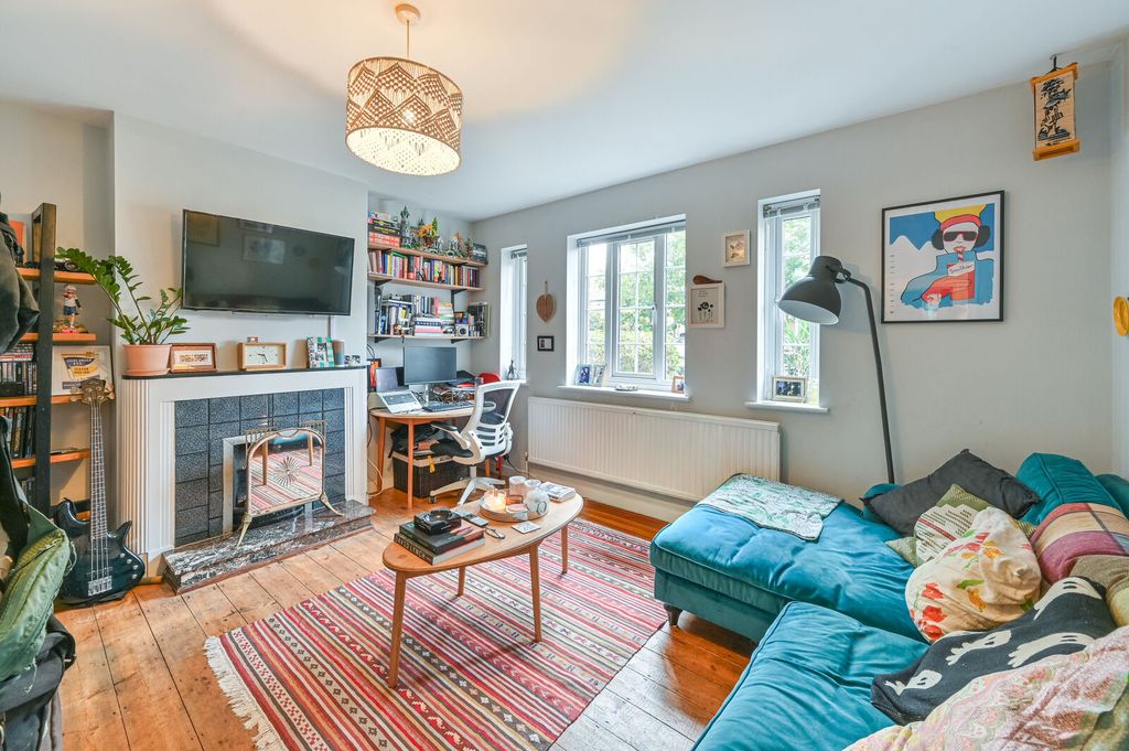 Property photo 1 of 13