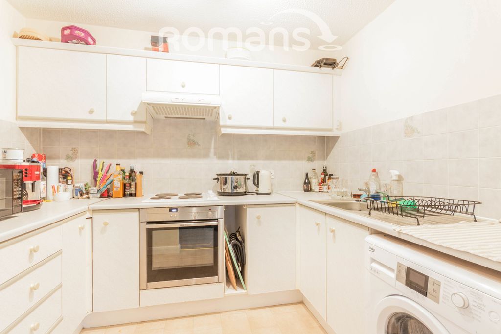 Property photo 2 of 9 0647d972-B330-442E-9