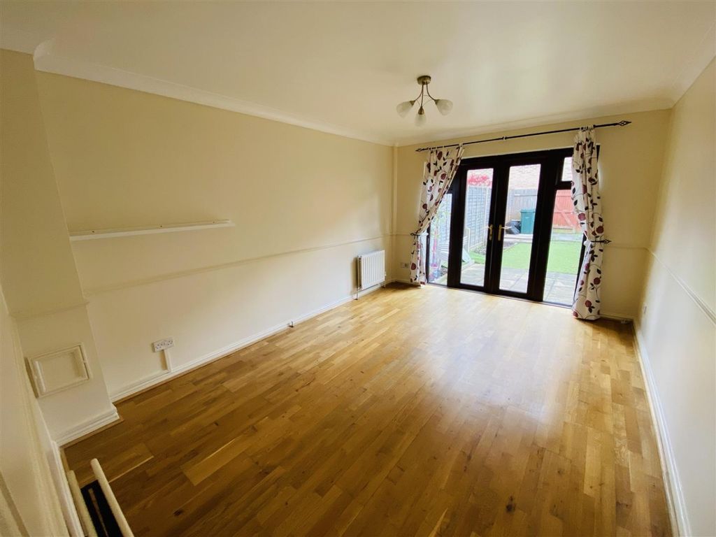 Property photo 3 of 10 2647163