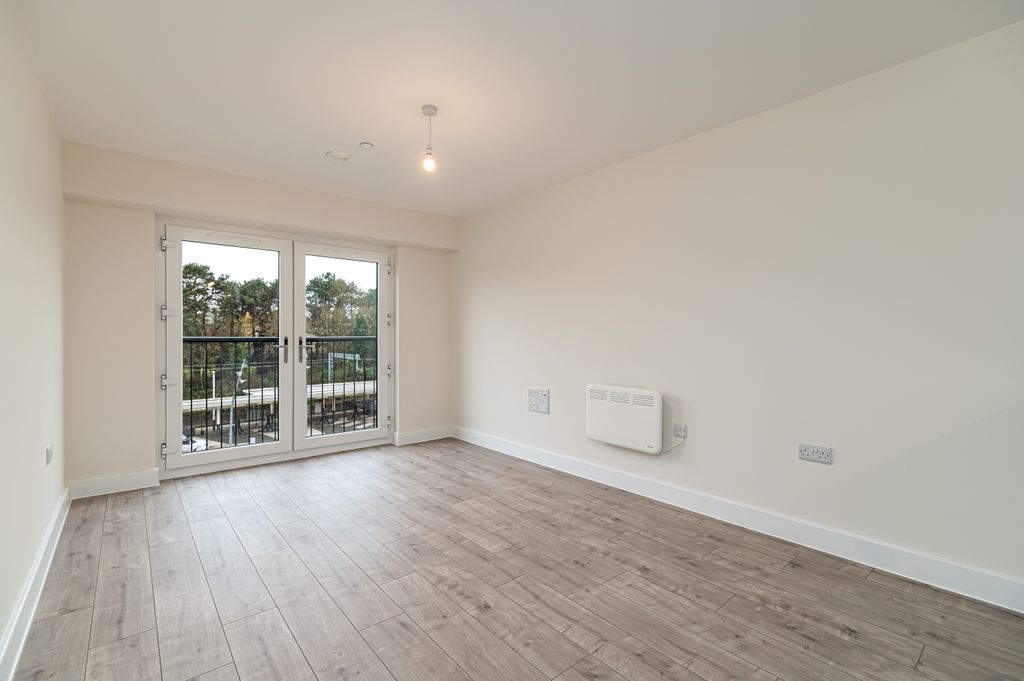 Property photo 1 of 16 Flat 95-14