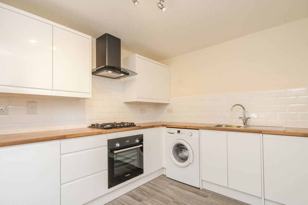 Property photo 2 of 9 94694