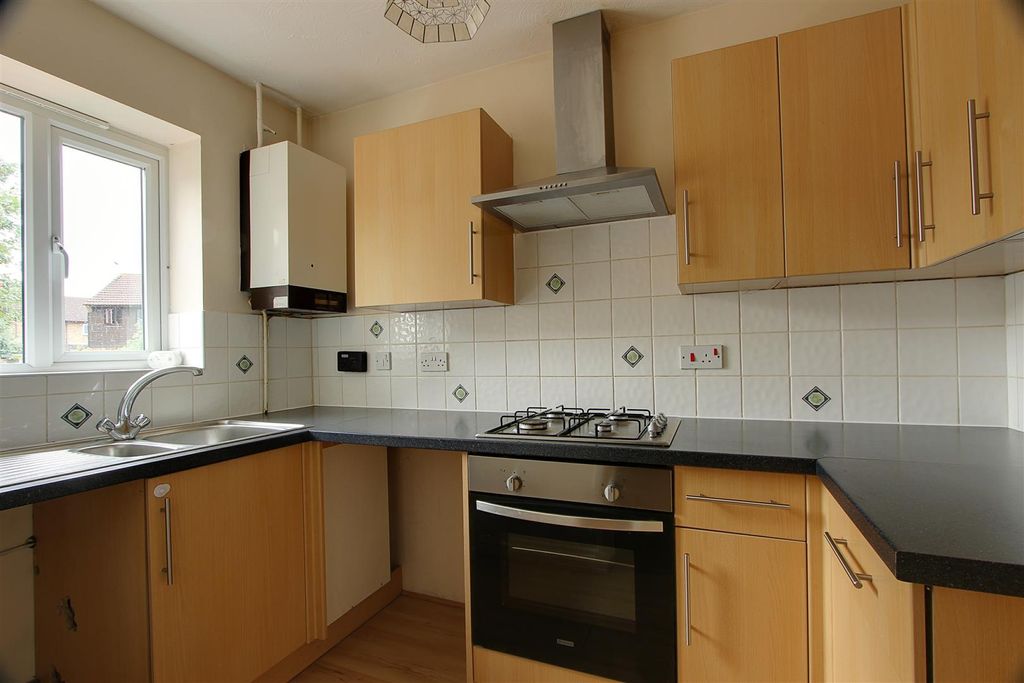 Property photo 3 of 11