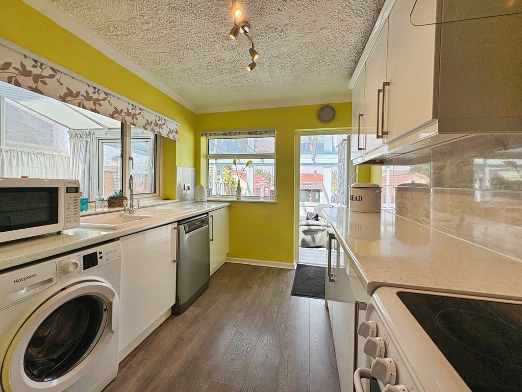 Property photo 2 of 26 Kitchen