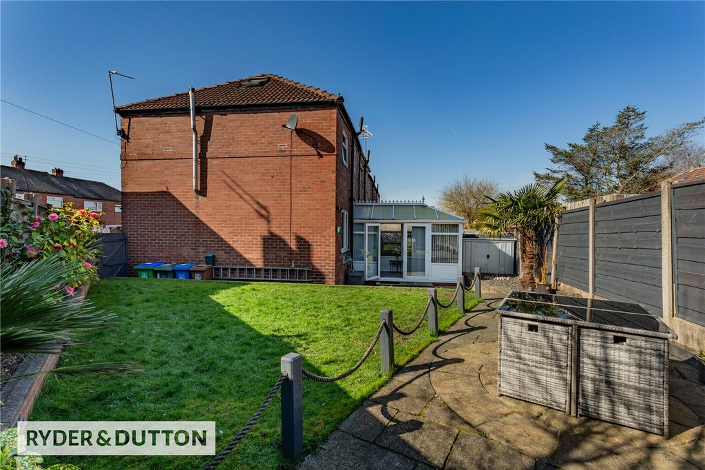 Property photo 2 of 24 Picture No. 21