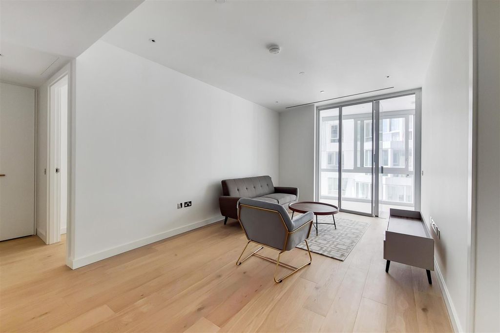 Property photo 1 of 12 1_Kitchen-Reception-1.Jpg