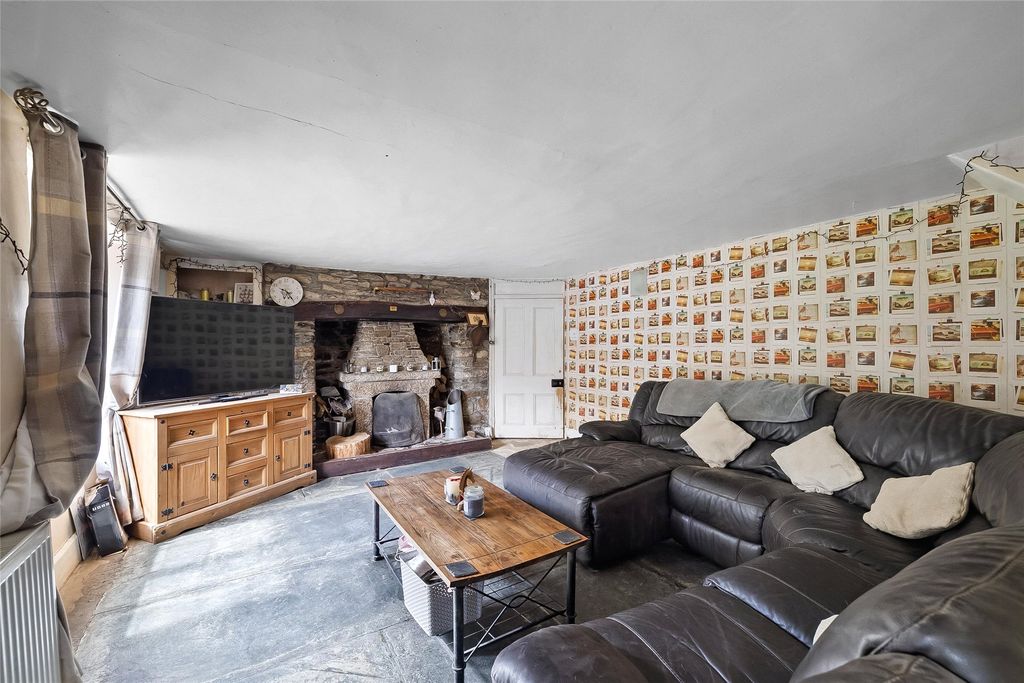 Property photo 3 of 17 Picture No. 40