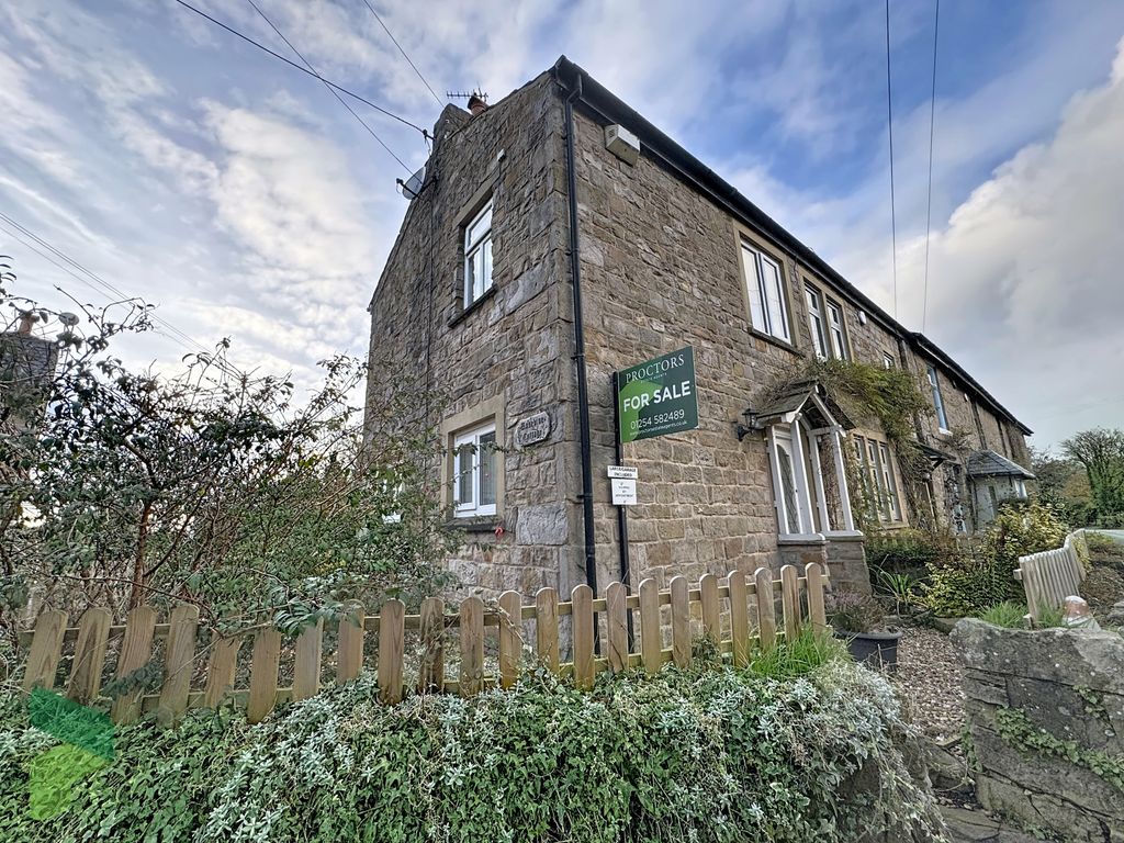 Property photo 2 of 35